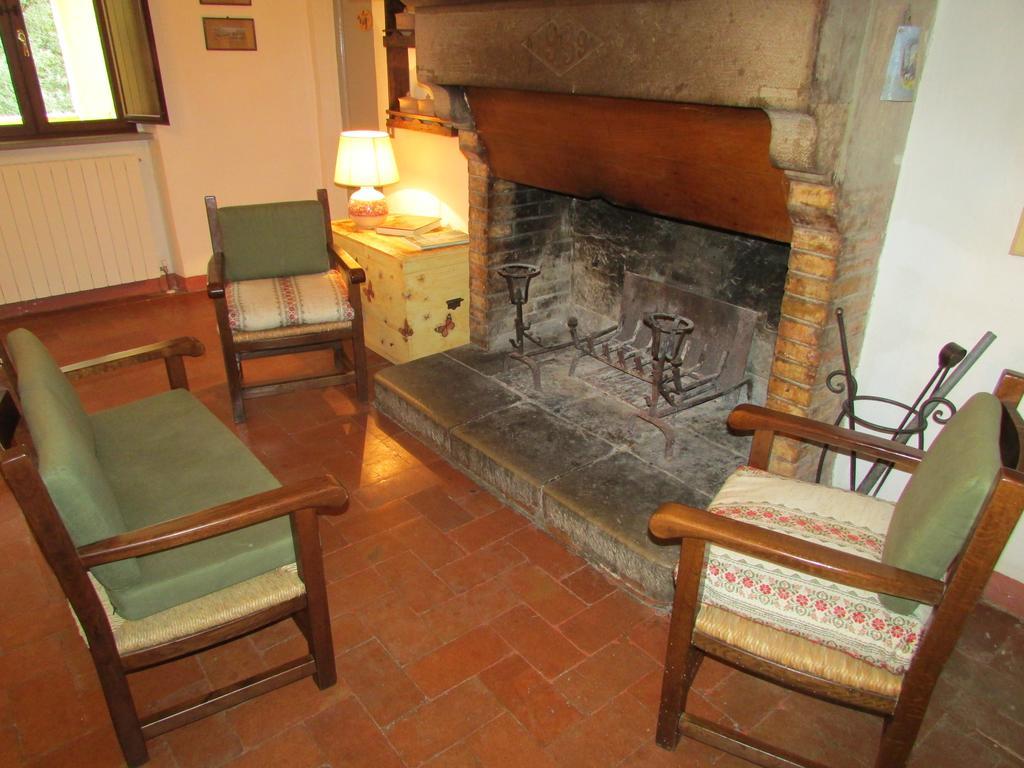 Agriturismo Dea Valfabbrica Экстерьер фото